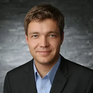 Dr. Sebastian Quednau